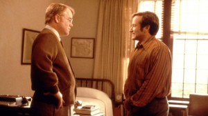 Two talented actors lost their lives in 2014, Philip Seymour Hoffman (L), Robin Williams (R) Photo from "Patch Adams" posted on LifeDaily.com