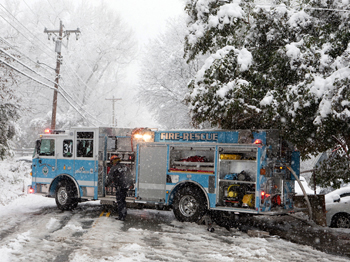 Crews Respond to Fire in Chapel Hill Amid Winter Storm