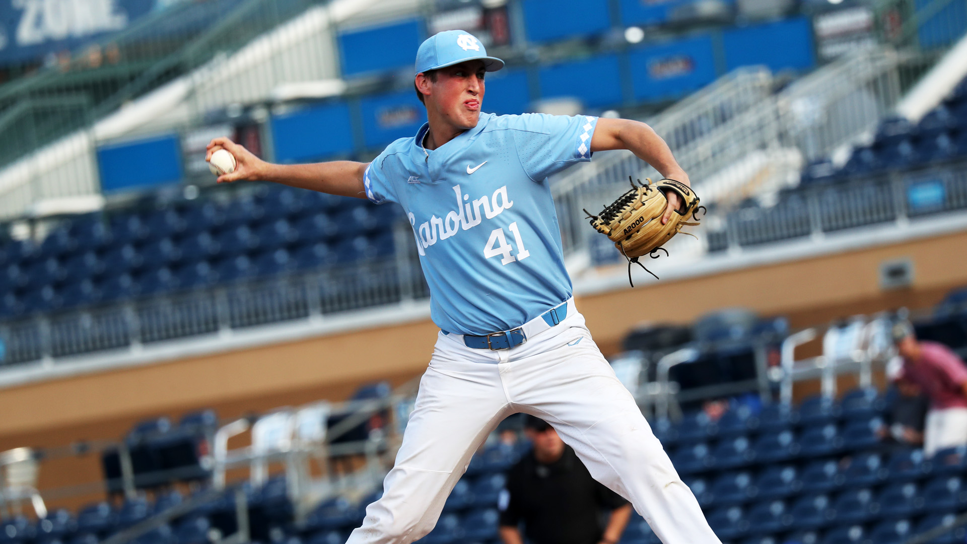 Baseball Splits Saturday Doubleheader Against UMass-Lowell - North