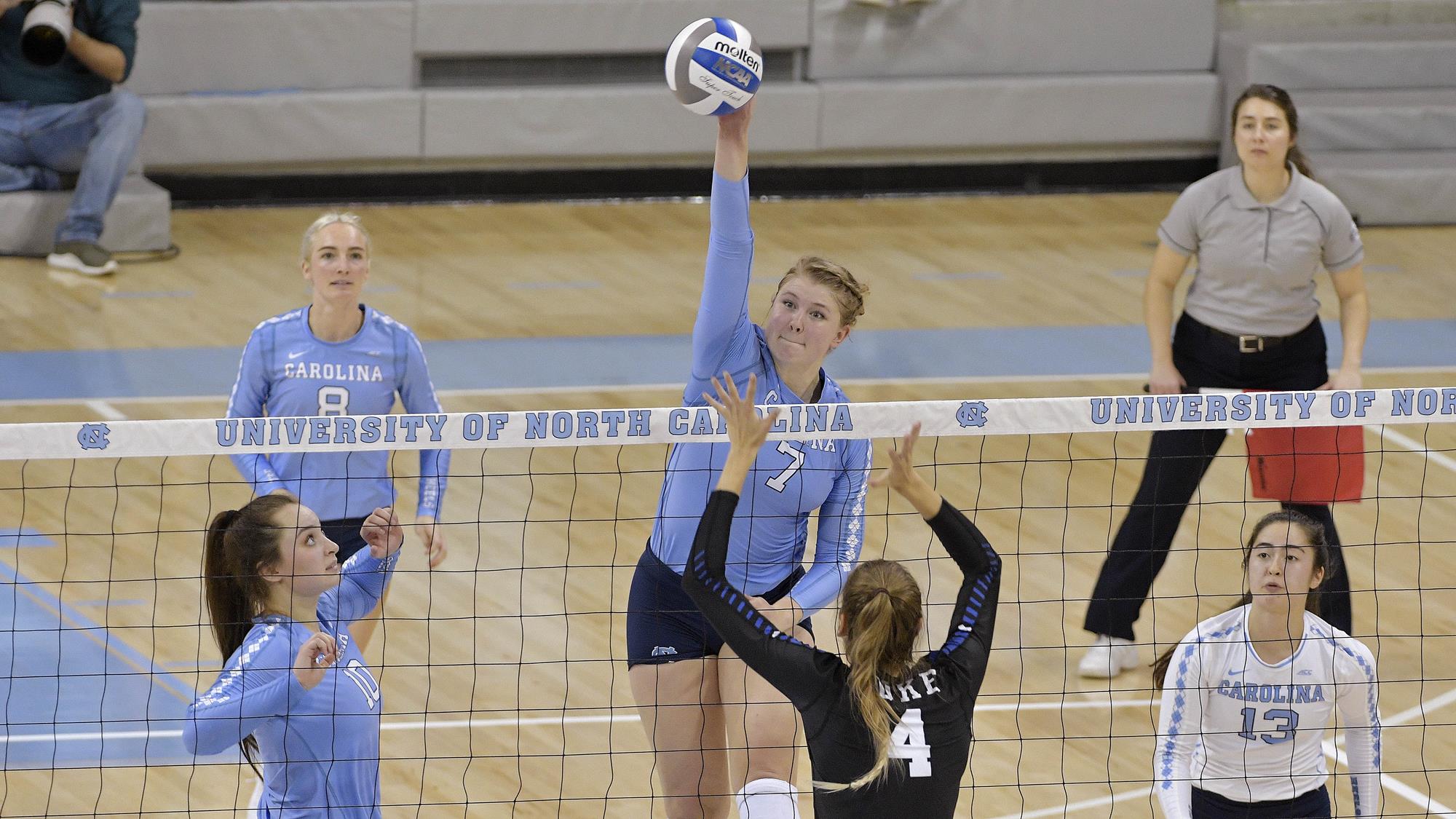 Duke Sweeps UNC Volleyball 30, Delivers Tar Heels 10th Consecutive