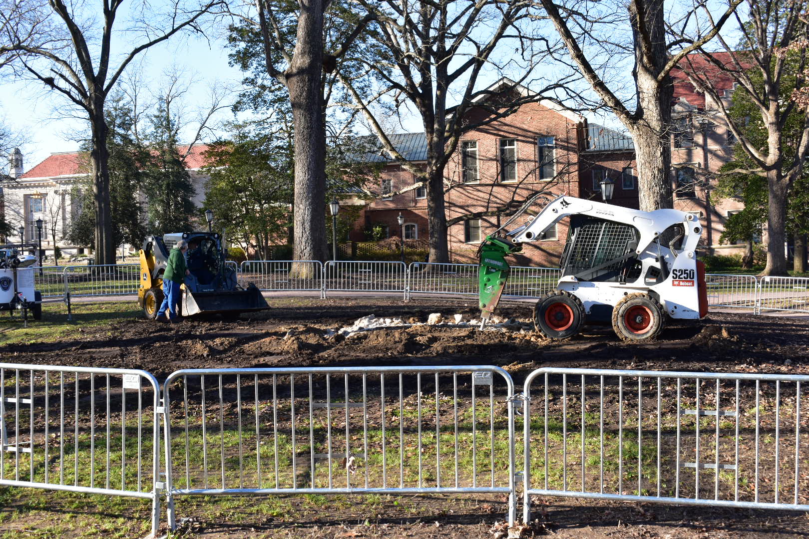 Probe: Miscommunication Over Barriers Preceded Silent Sam Toppling