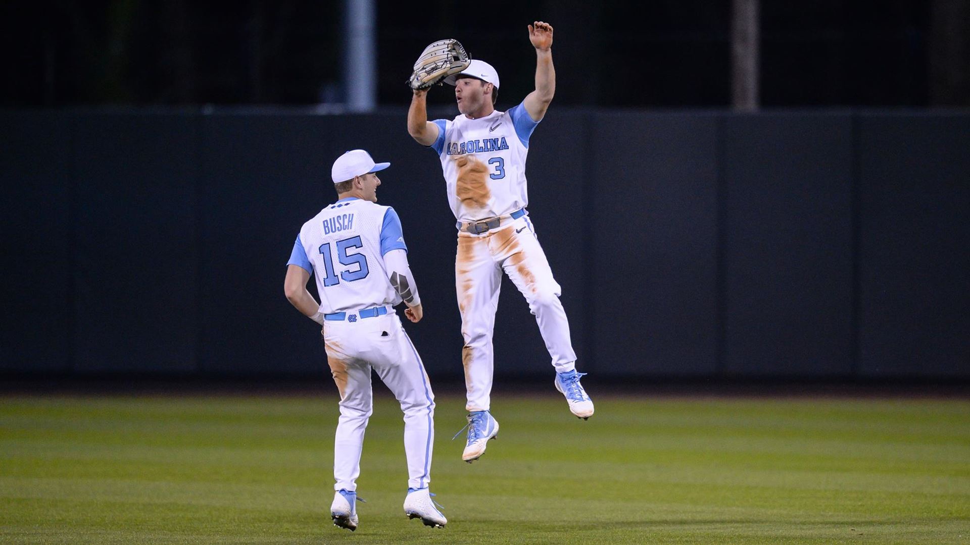 UNC Baseball Explodes For Eight Runs in Seventh Inning in Victory Over UNCG  