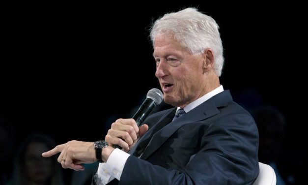 Bill Clinton has 2020 Advice, but Few Candidates Seeking It