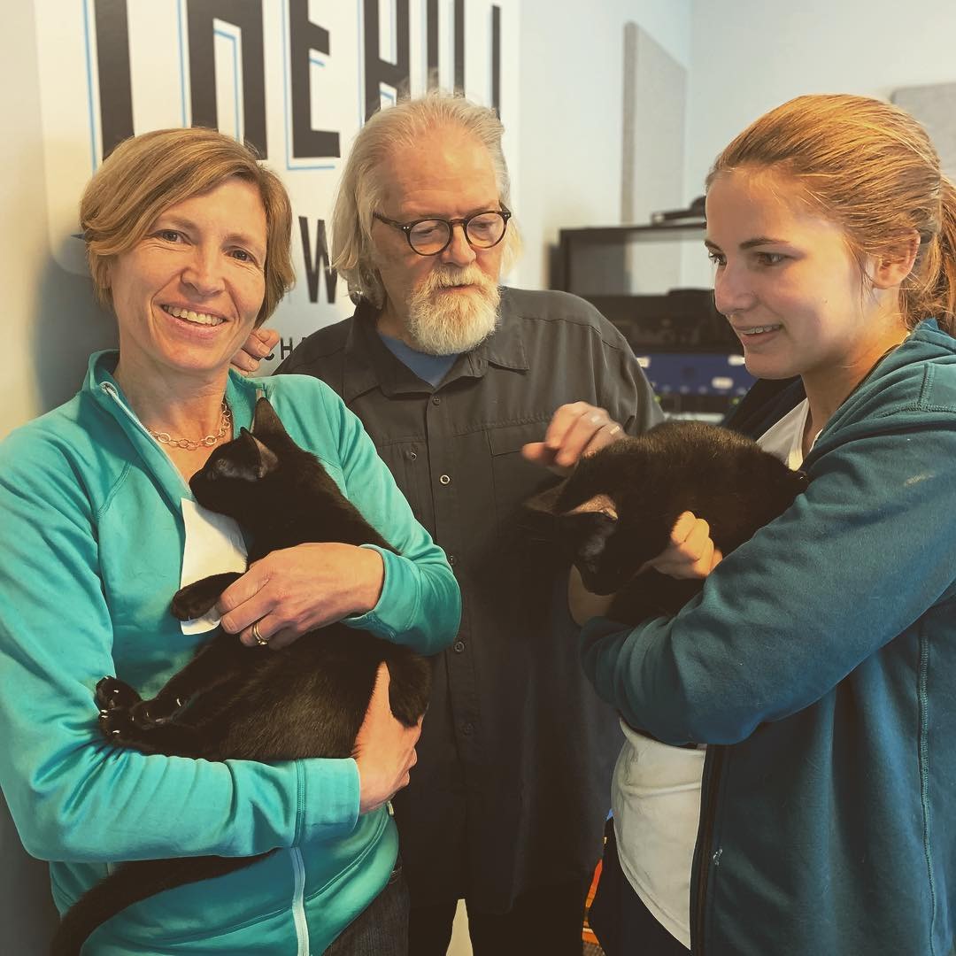 Adopt-A-Pet: Pepper and Pippa from Independent Animal Rescue