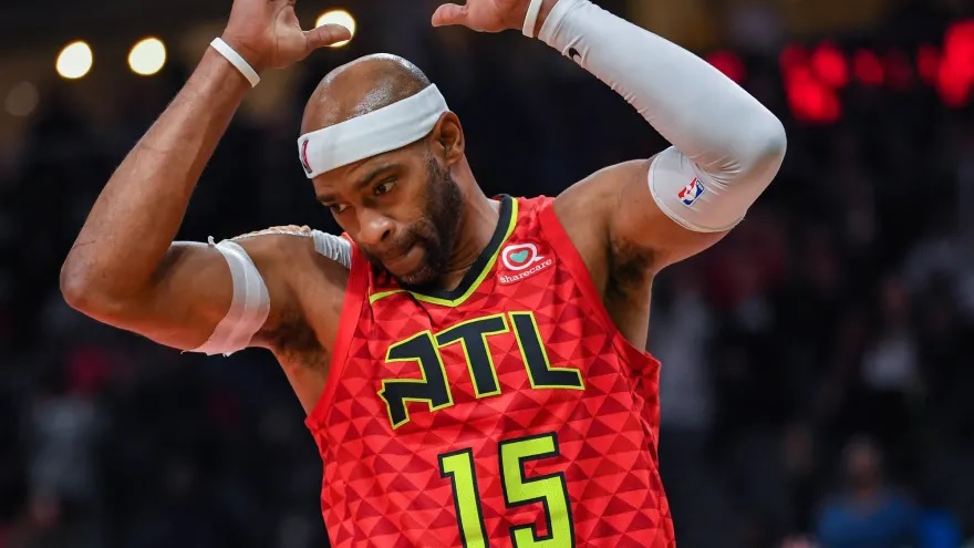 The stars come out for Vince Carter jersey trade