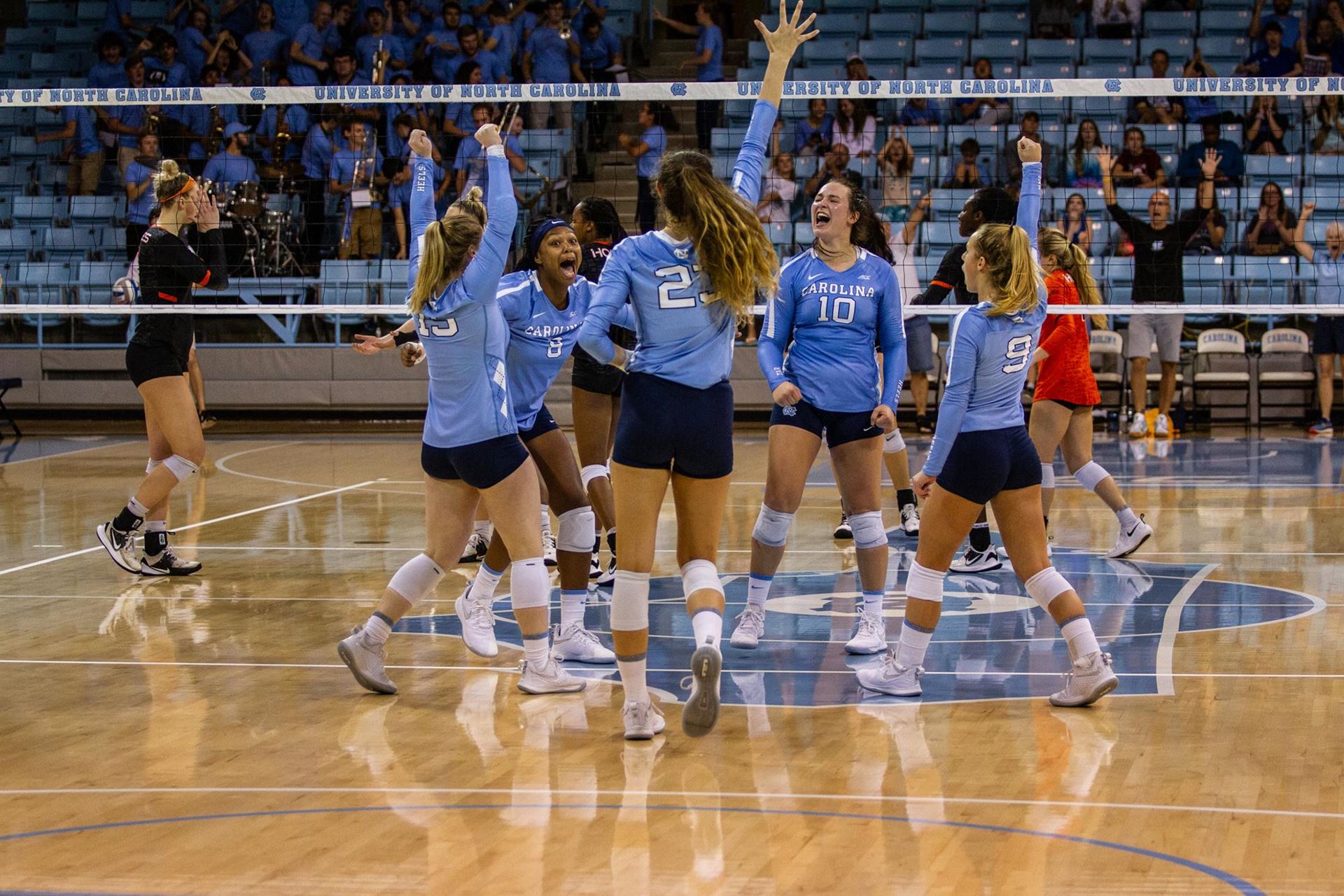 Volleyball UNC Knocks Off Virginia Tech, Earns Second Straight Victory