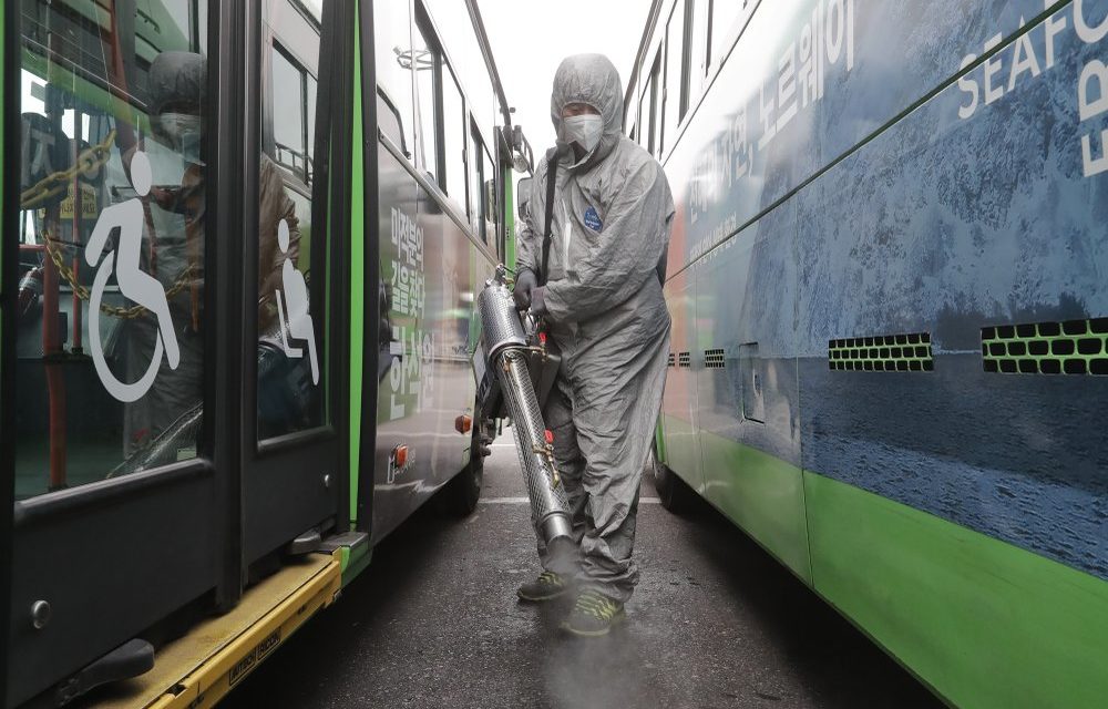 Virus Deaths Top 3,000 as Warnings Sound for Global Economy