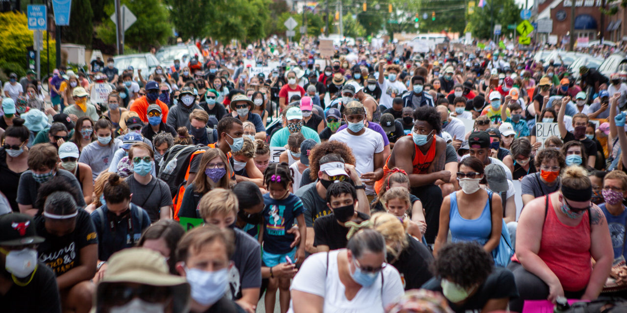 Chapel Hill Protesters Kneel in Franklin Street for 8 Minutes and 46 Seconds