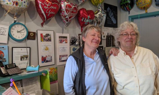 Longtime Party Supply Store Balloons & Tunes Closes in Carrboro