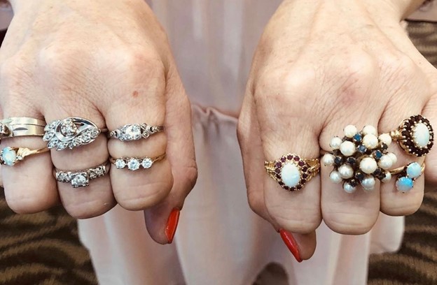 Made in NC: Carlisle & Linny Vintage Jewelry