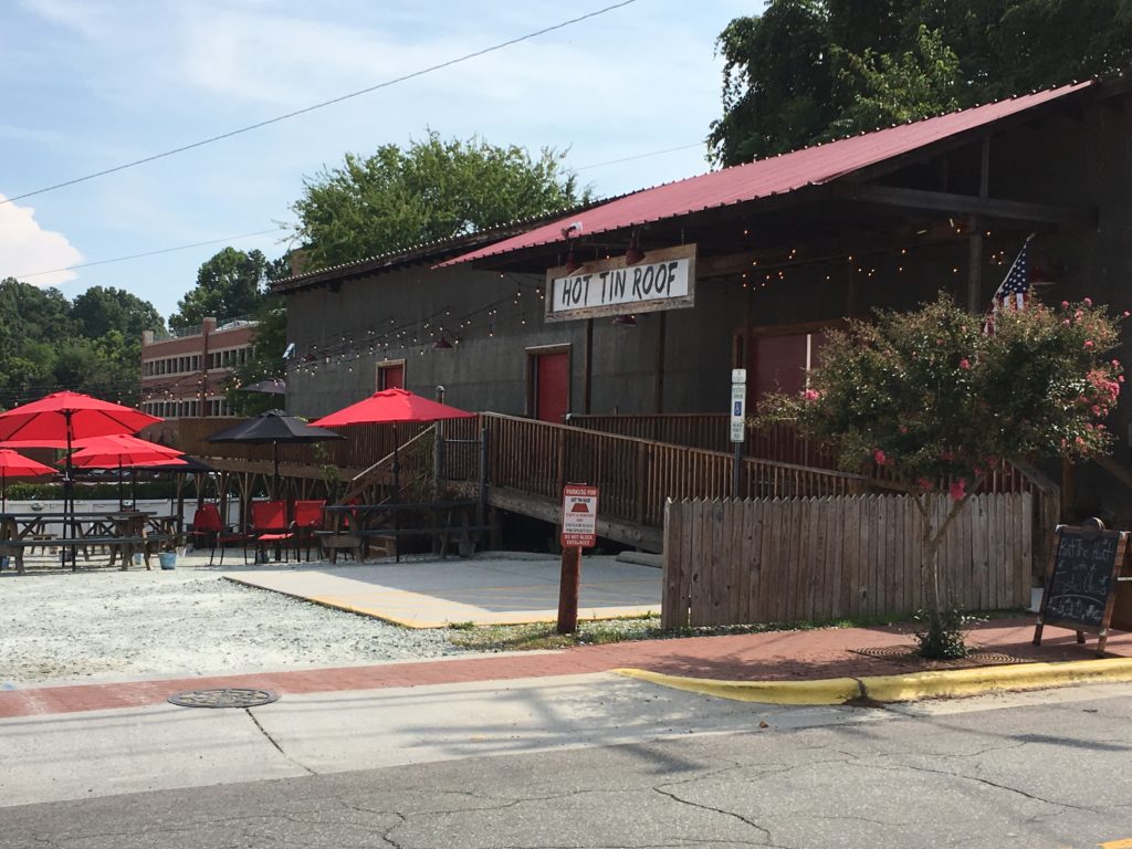Hillsborough&rsquo;s Hot Tin Roof Announces Plans to Close on April 30