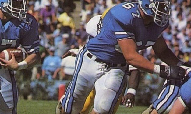 Former UNC Offensive Lineman Harris Barton Named to College Football Hall of Fame Class of 2021