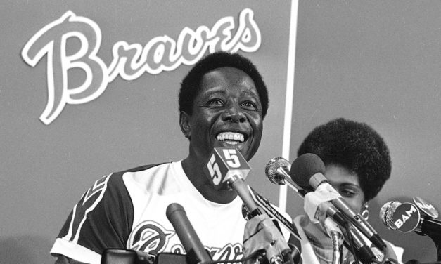 Hank Aaron, Baseball’s One-Time Home Run King, Dies at 86