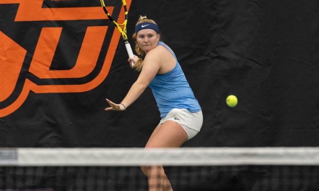 No. 1 UNC Women’s Tennis Cruises Past No. 5 Pepperdine for Spot in ITA National Indoor Championship Finals