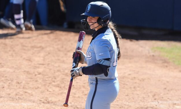 UNC Softball Splits Doubleheader Against Syracuse