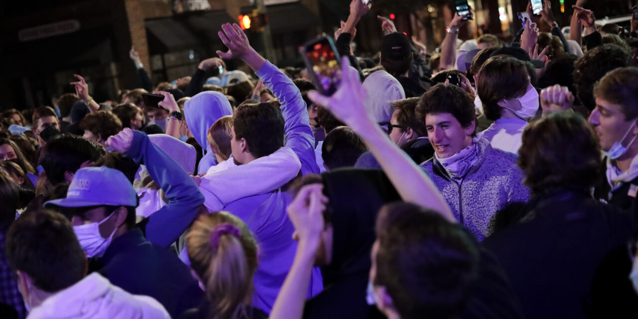UNC Community Briefly Rushes Franklin Street Following Basketball’s Win