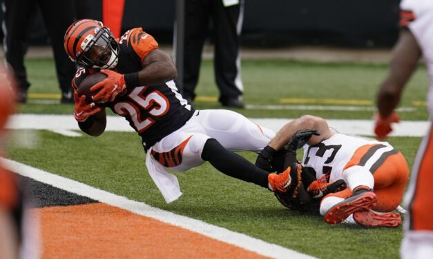 Tampa Bay Buccaneers Sign Former UNC RB Giovani Bernard to One-Year Deal