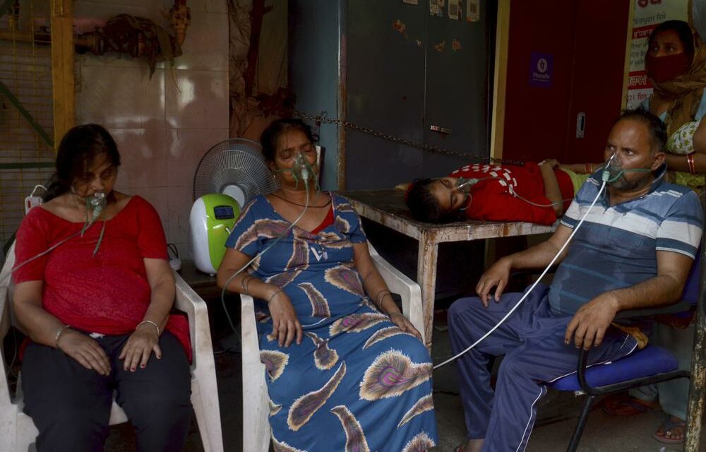 ‘Horrible’ Weeks Ahead as India’s Virus Catastrophe Worsens