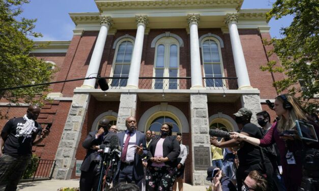 Prosecutor: Deputies’ Fatal Shooting of Black Man Justified
