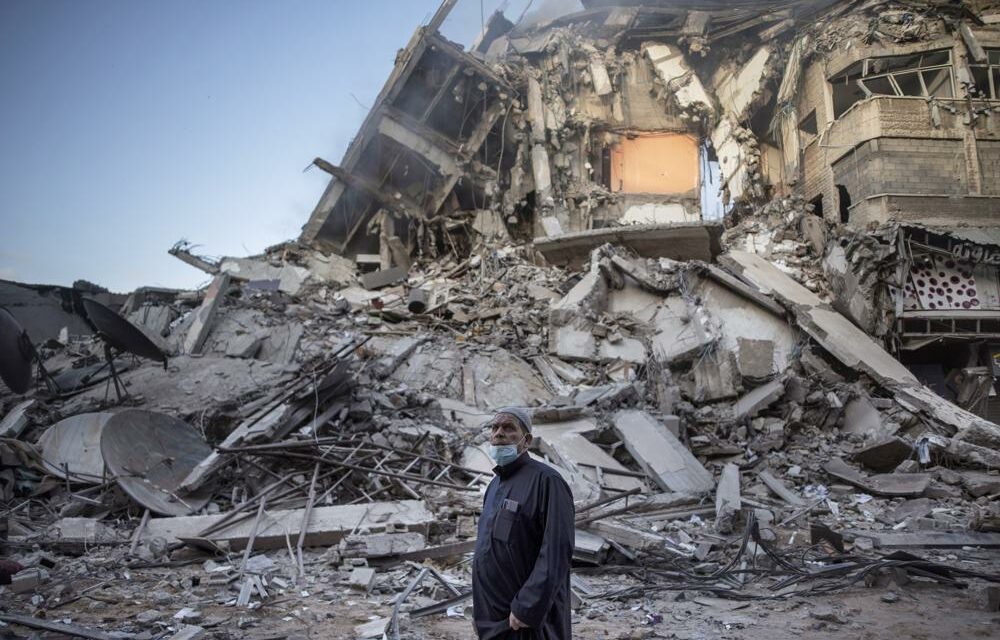 Weary Gaza Marks Muslim Feast as Violence Spreads in Israel