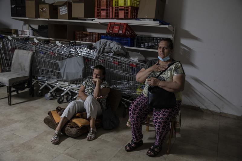 Strike From Gaza Kills 2 as Israel Topples 6-Story Building