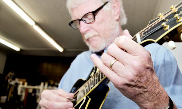 Chatham Bluegrass Legend Tommy Edwards Dies at 75