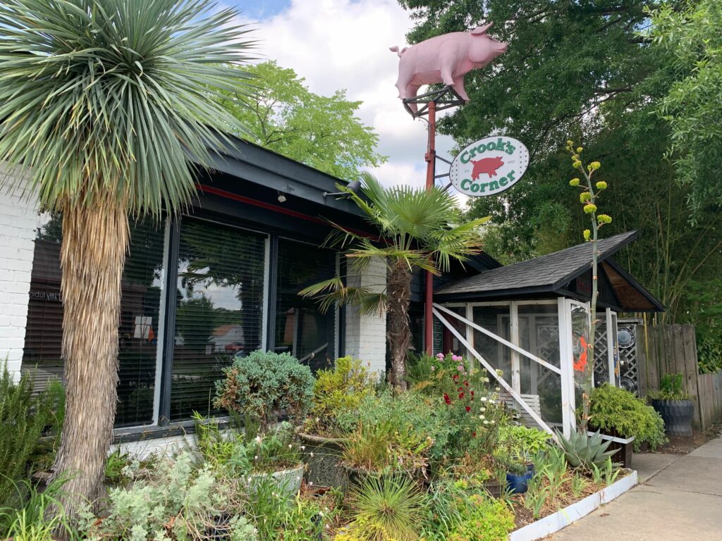 Crook's Corner Restaurant to Close After Decades in Chapel Hill Crook's Corner Restaurant to Close After Decades in Chapel Hill