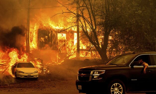 Town Burns to Ashes in Raging Northern California Wildfire