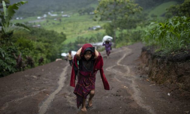 Survivors of Guatemalan Mudslide Face Death or Emigration