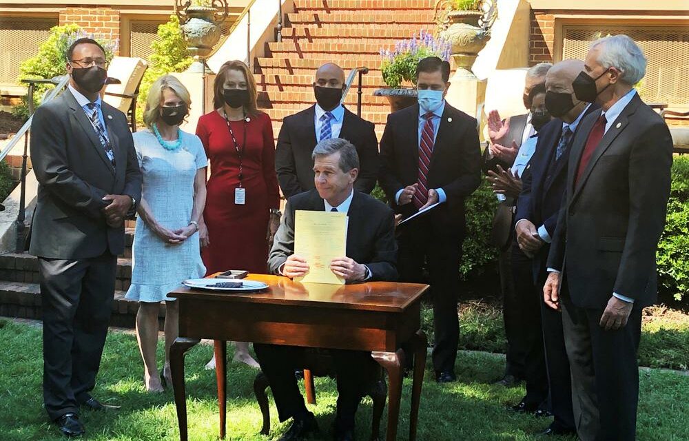 Bipartisan North Carolina Police Reforms Signed by Cooper