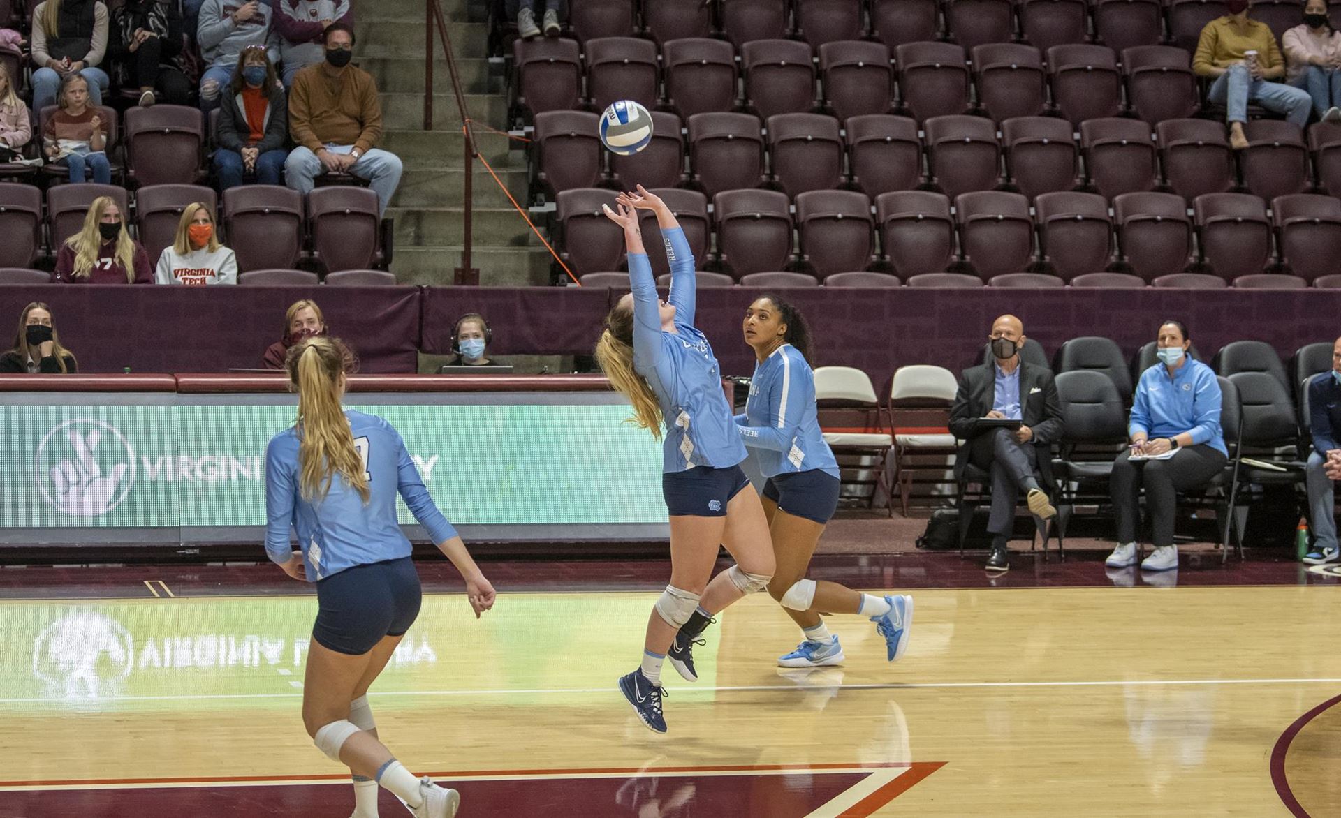 unc-volleyball-snaps-skid-with-win-at-virginia-tech-chapelboro