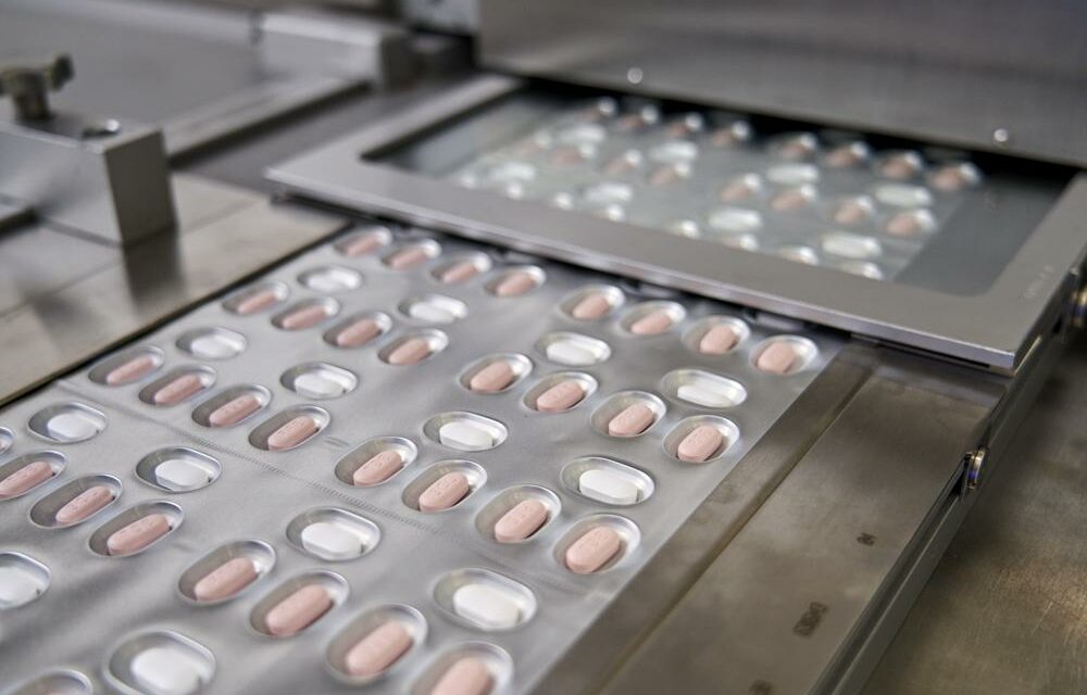 Pfizer, US Ink $5.29B Deal for Possible COVID-19 Treatment