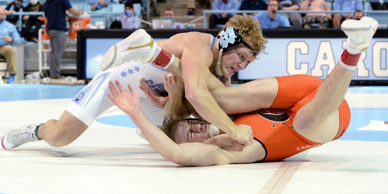 UNC Wrestling Snaps Losing Streak With Win Over Campbell