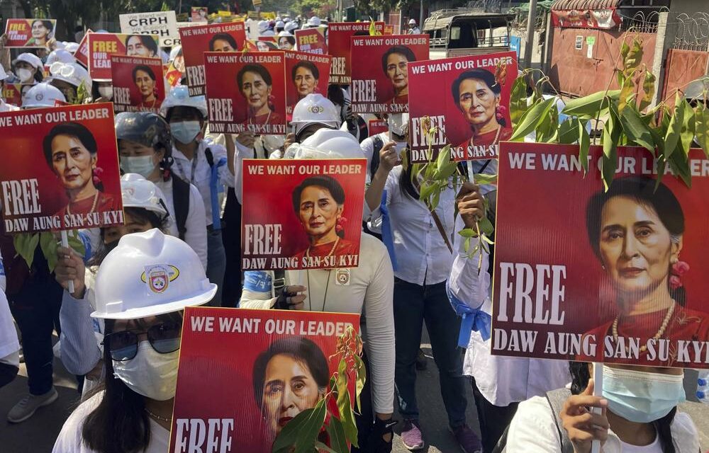 Myanmar’s Suu Kyi Convicted in Further Blow to Democracy