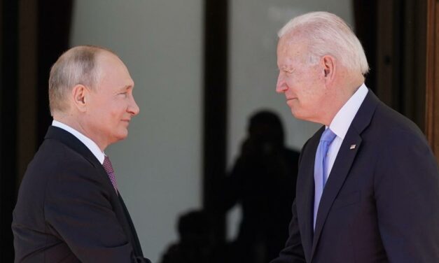 Biden, Putin To Hold Call as Russia-Ukraine Tension Smolders