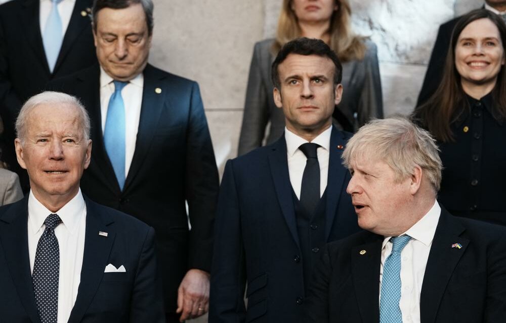 US To Expand Russia Sanctions, Accept 100K Ukraine Refugees