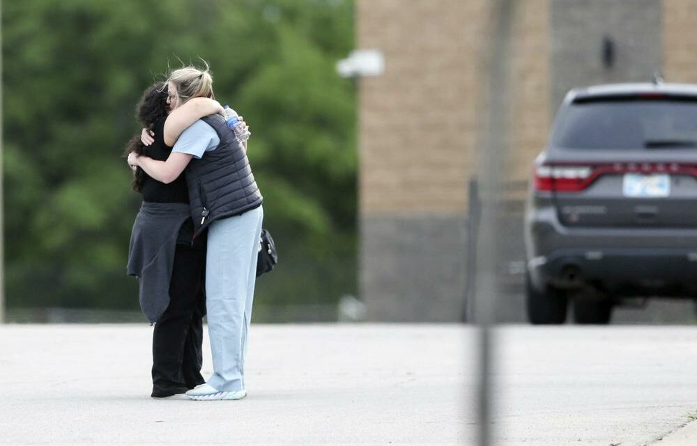 Gunman Kills 4 in Mass Shooting at Tulsa Medical Building