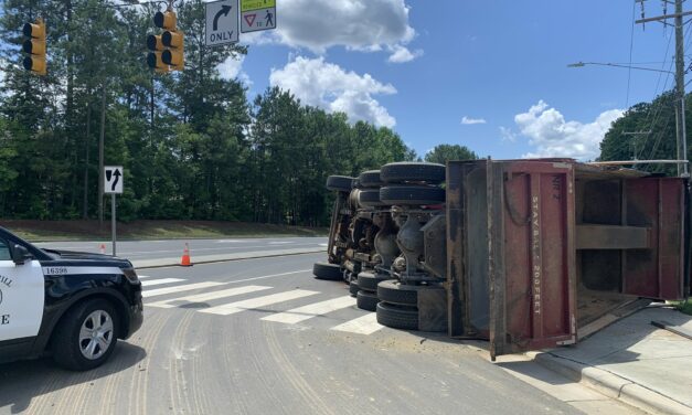 Chapel Hill Police: Wrecked Dump Truck Causes Lane Closure