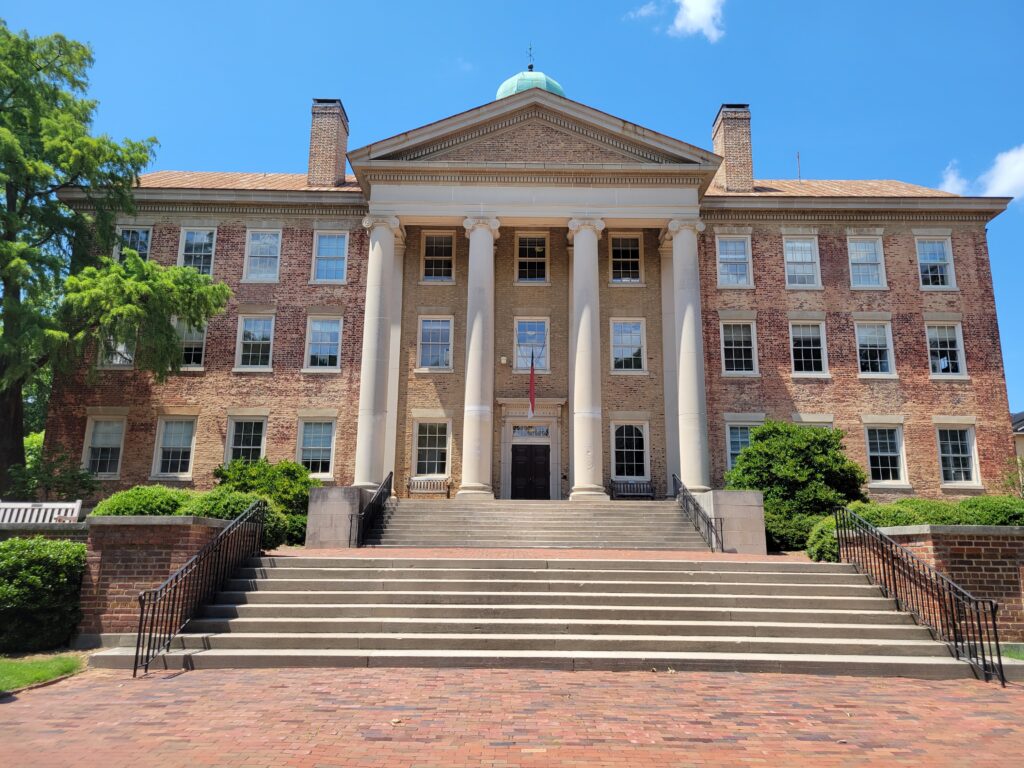 UNC Begins South Building Roof Replacement, Closes Columbia St. Sidewalk for Steam Tunnel