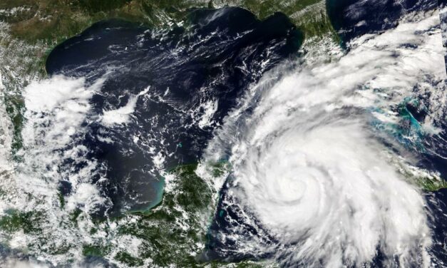 Hurricane Ian Strikes Cuba, Florida Braces for Cat 4 Damage
