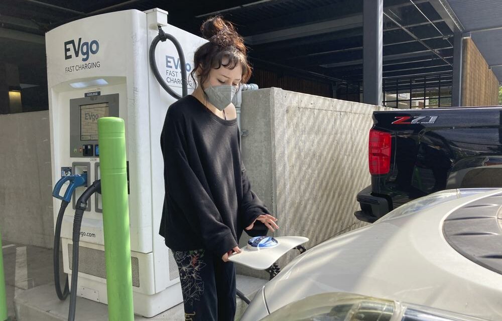 Renters Face Charging Dilemma as U.S. Cities Move Toward EVs