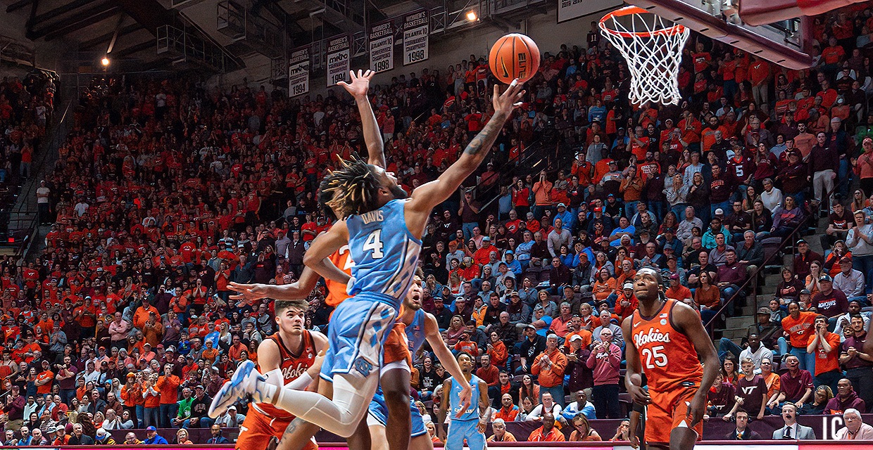 Late Rally Falls Short as UNC Men’s Basketball Drops Fourth Straight Game