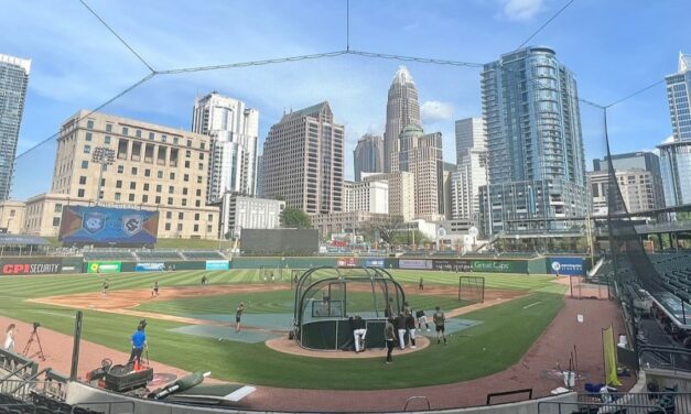 Bats Fizzle as UNC Baseball Falls to South Carolina in Charlotte