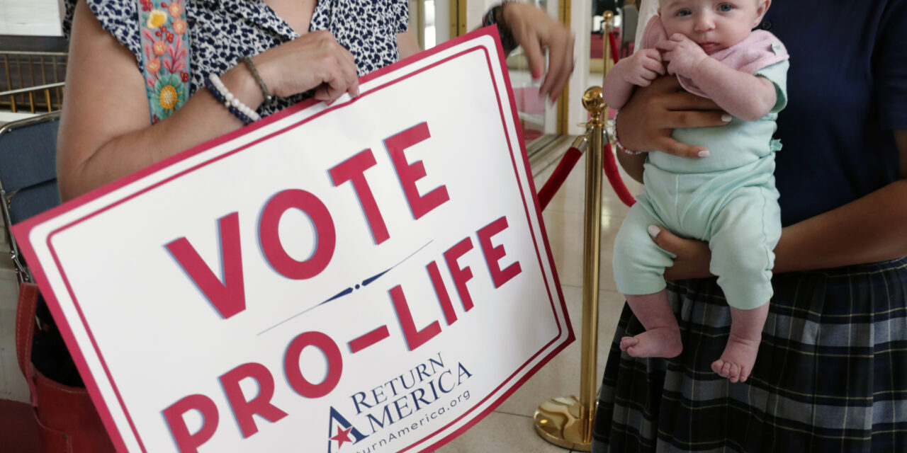 North Carolina GOP Overrides Veto of 12-Week Abortion Limit, Allowing It to Become Law