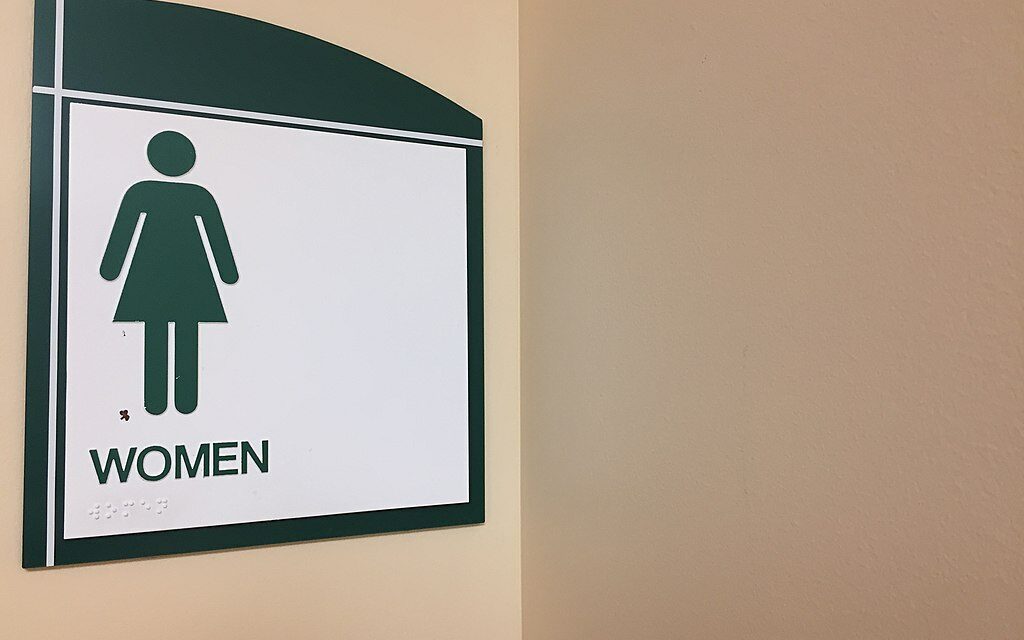 UNC Police Investigating Peeping Reports in Phillips Hall Bathroom