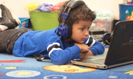 ‘We’re in Crisis’: CHCCS Board of Education Approves Plan to Limit Classroom Screen Time