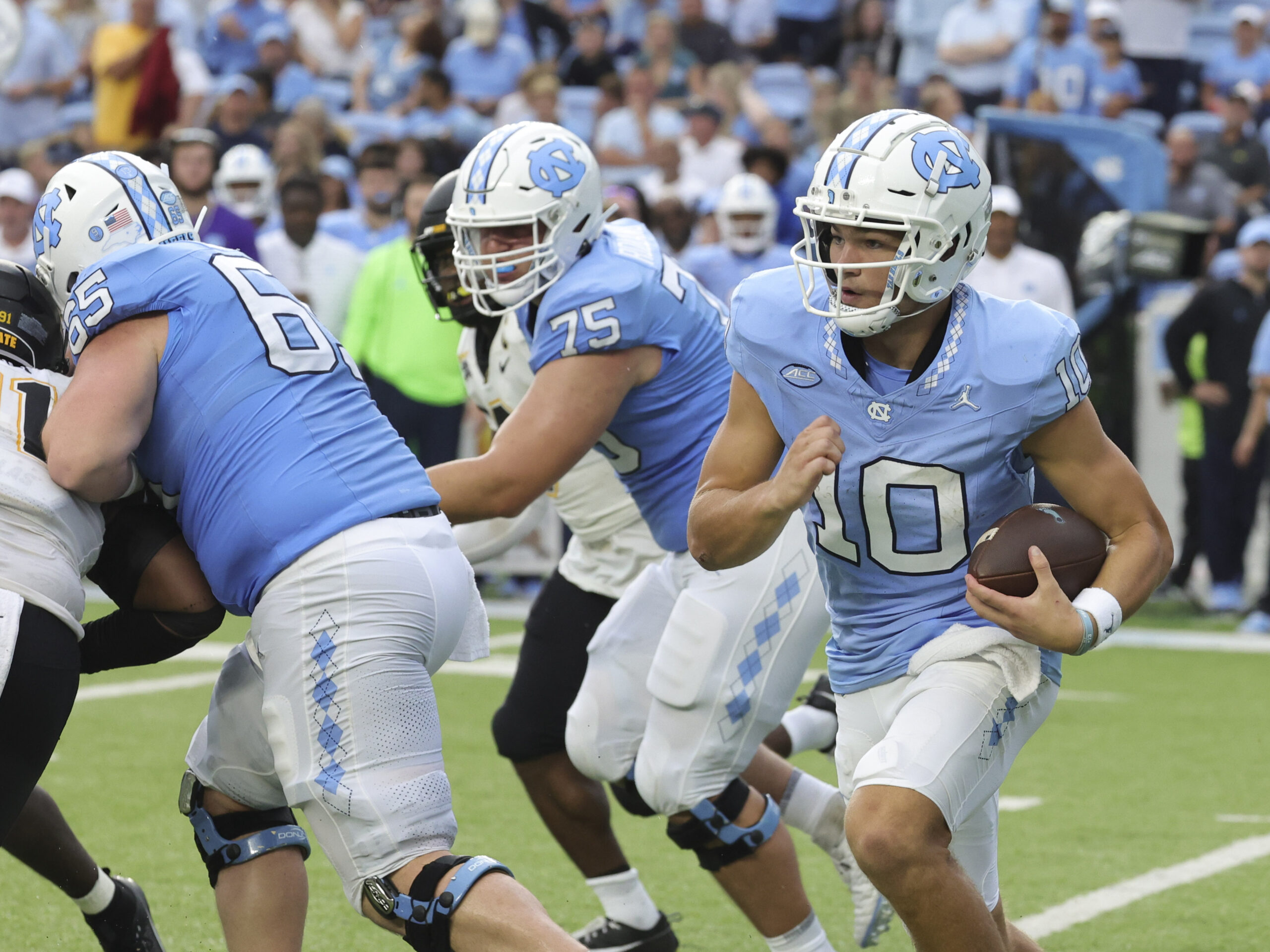 UNC Football Drops to No. 20 in Latest AP Poll