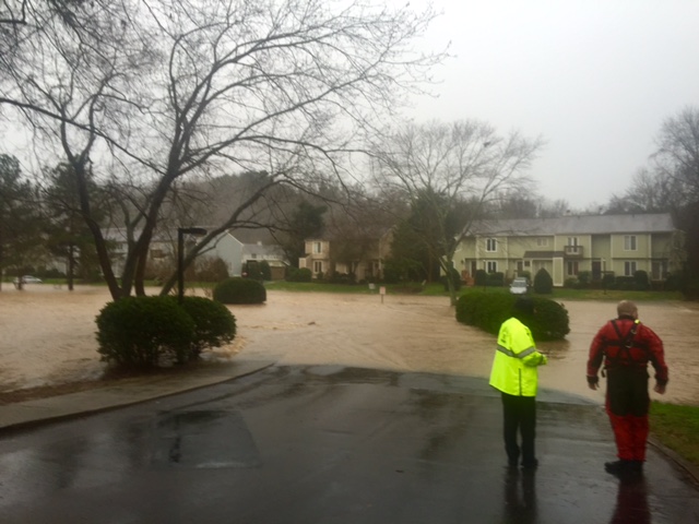 Residents Returning to Apartments After Chapel Hill Flooding Evacuations
