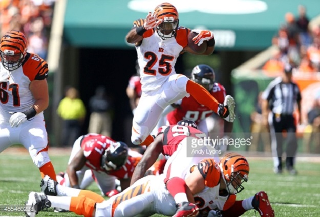 Bengals Sign Gio Bernard to Three-Year Extension