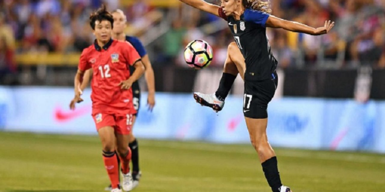 U.S. Soccer Selects Tobin Heath as Female Player of the Year
